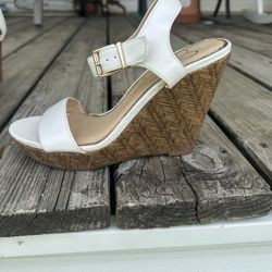 Jessica Simpson Wedge Sandals Size 7.5