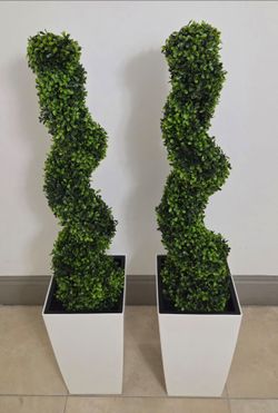 *** CLEARANCE *** PAIR of 3ft Faux Boxwood Spirals in 16in White Planters (2 for $80) @ Lasting Creations