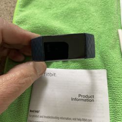 FITBIT  CHARGE   4