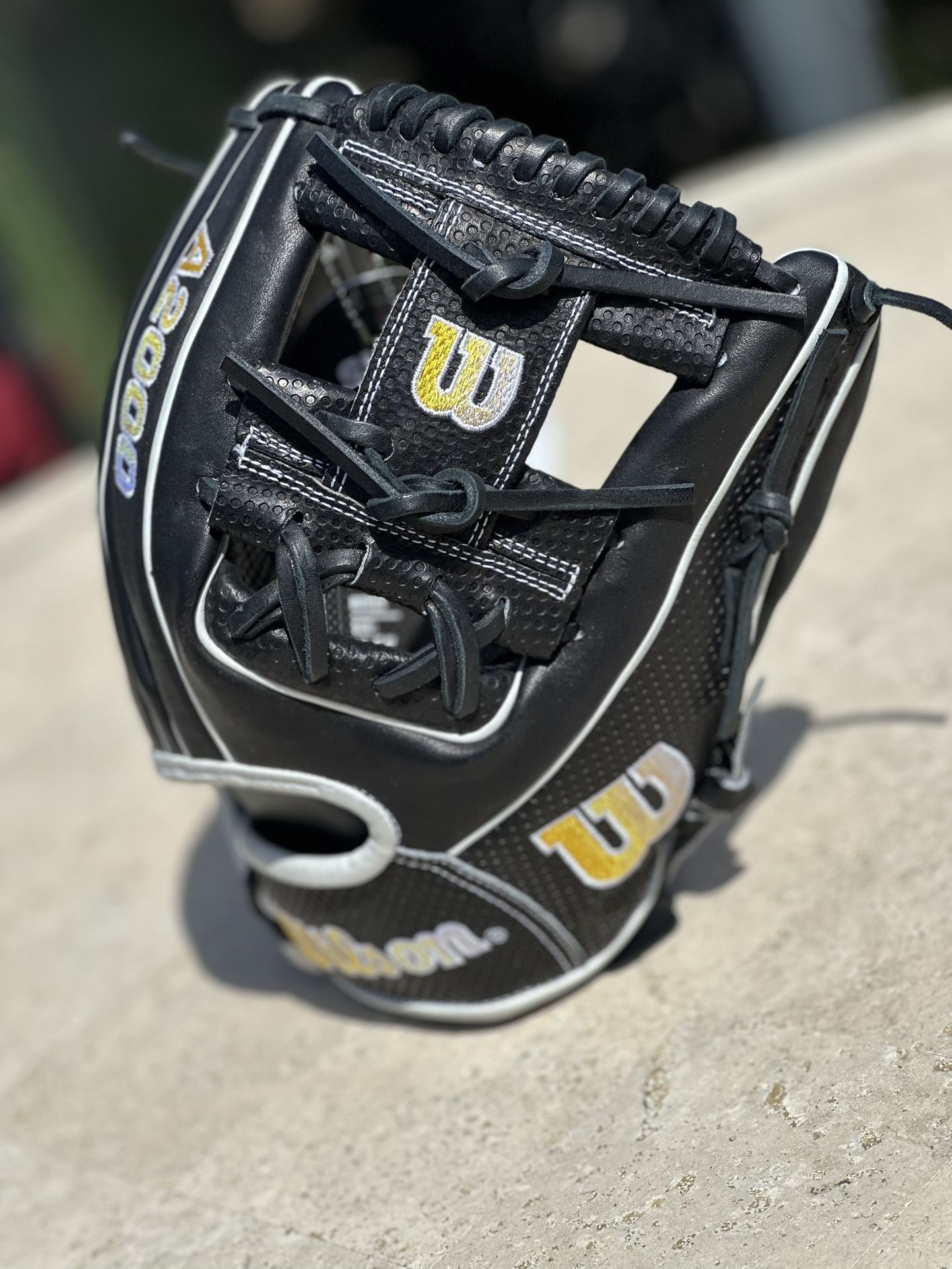 Wilson A2000 11.5” Glove. Spin Control NWT