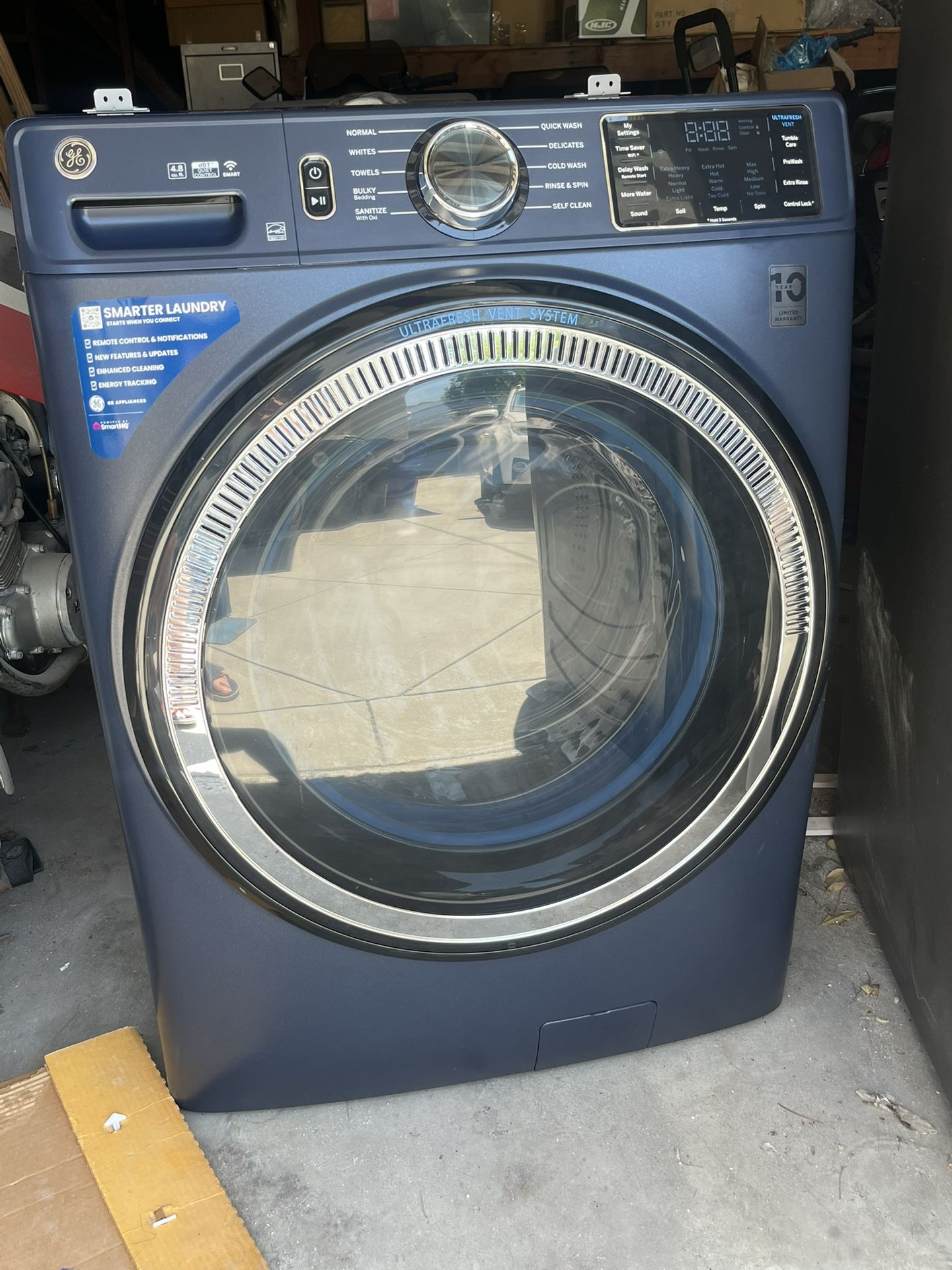 GE Stackable Washer And dryer 