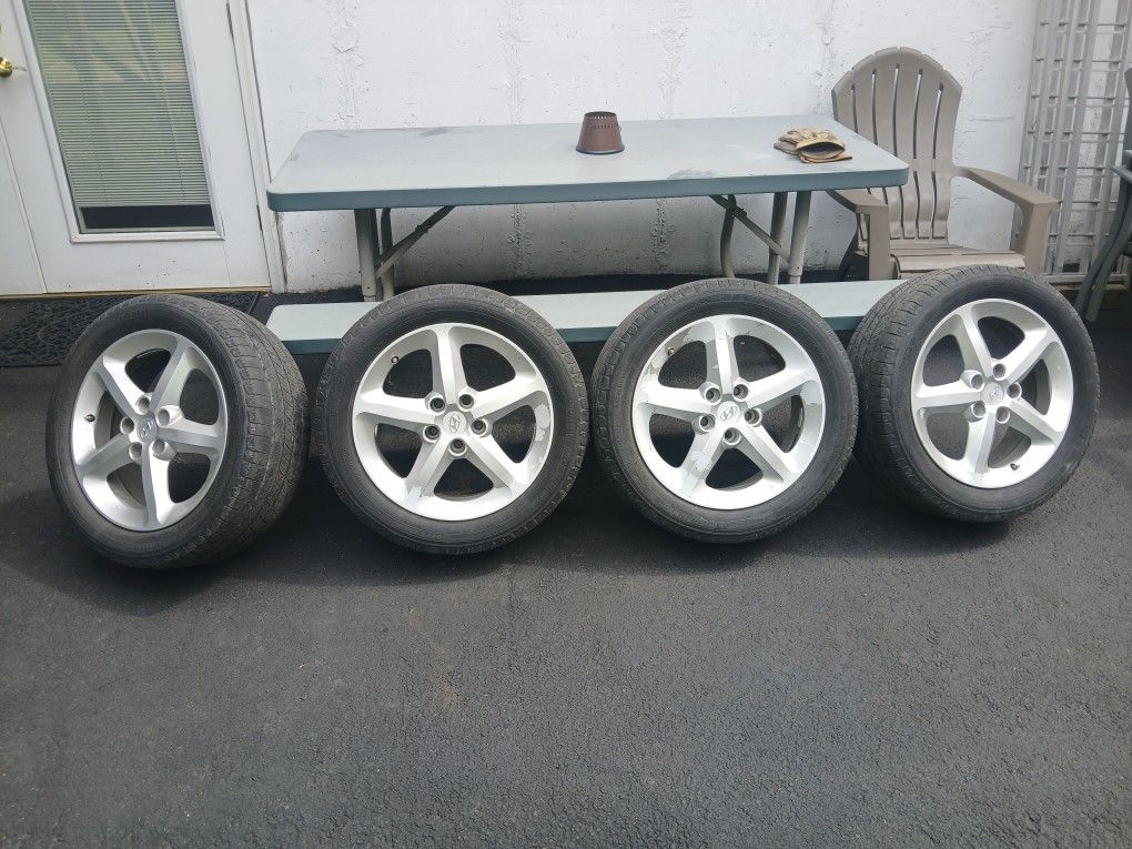 17 Inch Hyundai Sonata Rims With Michelin Defender Tires