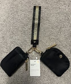 Lululemon Dual Pouch Wristlet Gold/Black