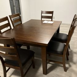 Dining Table Set