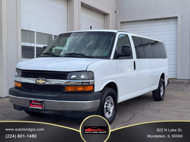 2017 Chevrolet Express 3500 Passenger