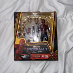 Mafex Friendly Neighborhood Spiderman Toby 