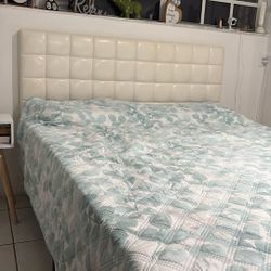 Queen Bed , Night Stand, Dresser, And Two Night Stand