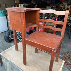 Vintage Gossip Chair 