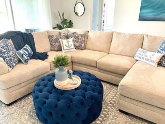 Room 2 Go - Copley Court Sectional in the color Parchment