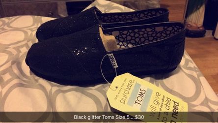 Toms