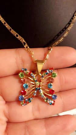 Chain and pendant 🦋