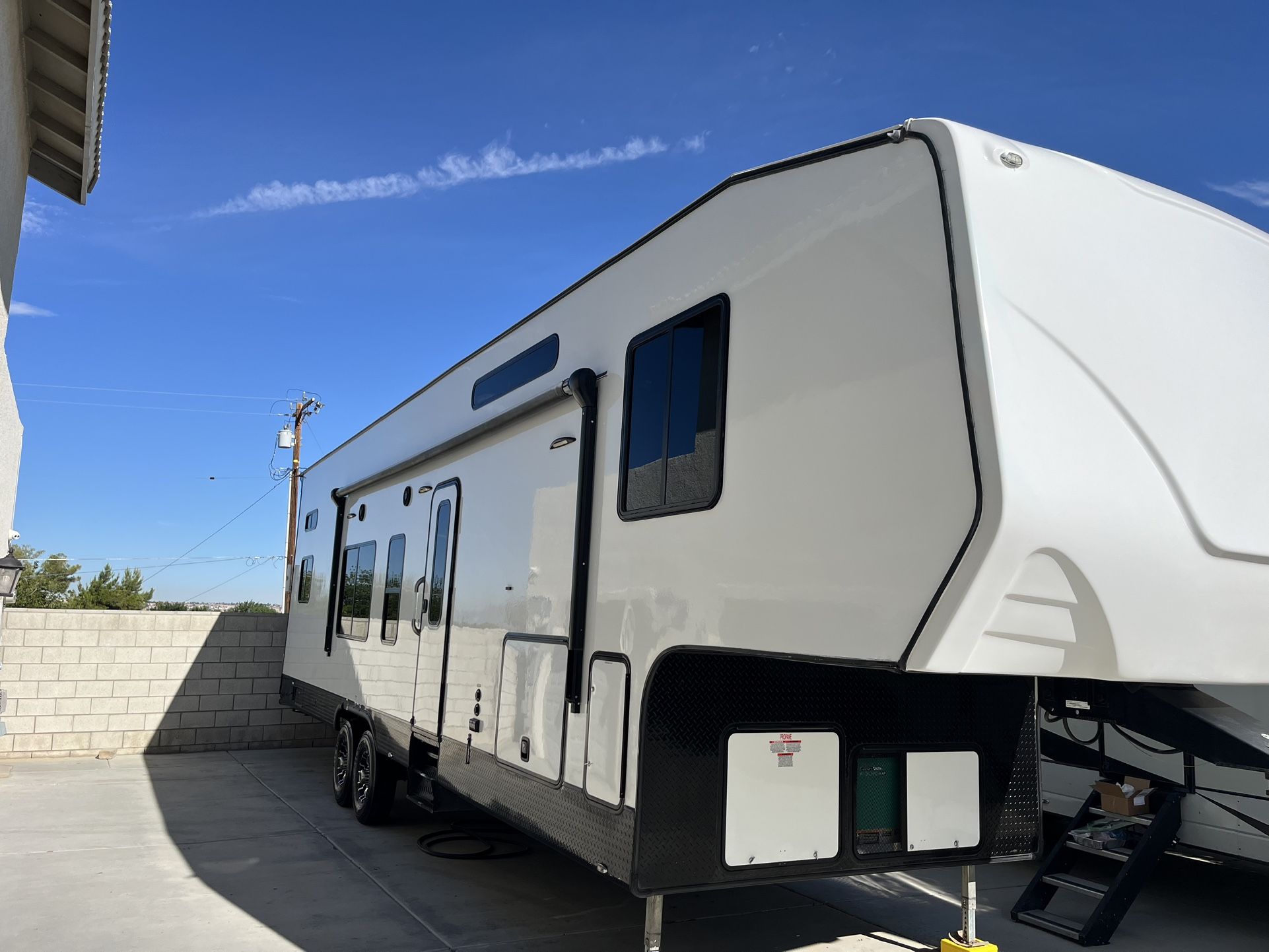 2016 Genesis Supreme 35cr