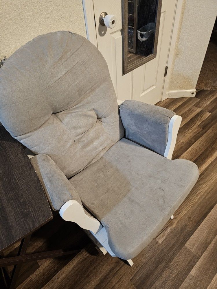 Baby Rocking Chair With Rocking Ottoman