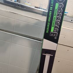 Dooricade Door Blocking Bar