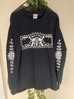 Men’s Graphic Long Sleeve Tee