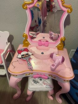 Princess vanity