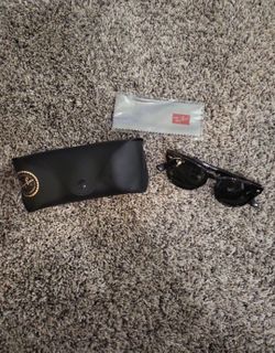 Youth Sized Ray Ban Sunglasses With Original Case And Sealed Lens Wiper.