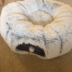 Circular Cat Tunnel with Bed – 2 Openings – Cozy & Fun
