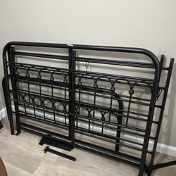 Queen Metal Bed frame 