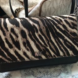 Michael Kors Crossbody Wallet