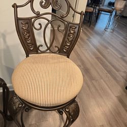 Bar stool, swivel counter height, removable seat back