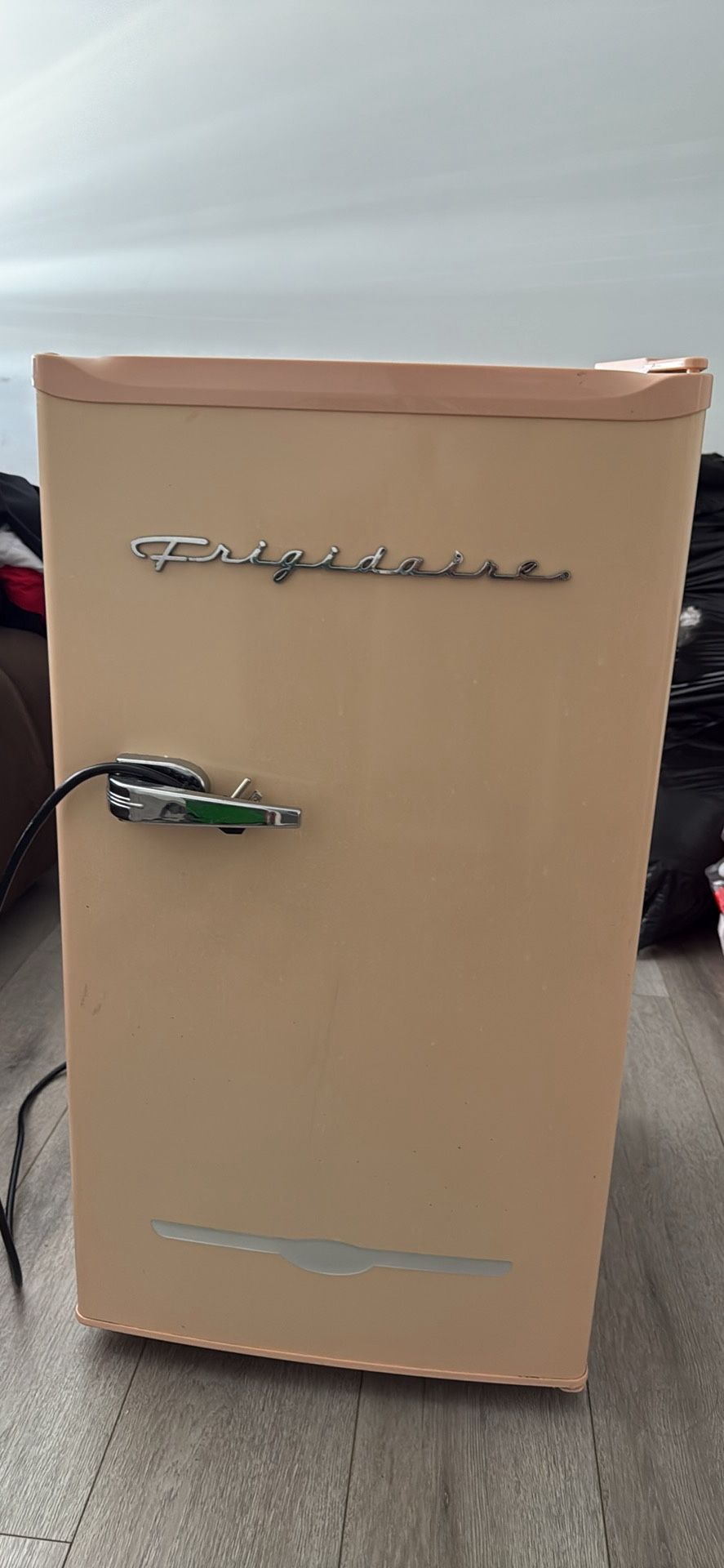 Retro mini Fridge Cute Pink