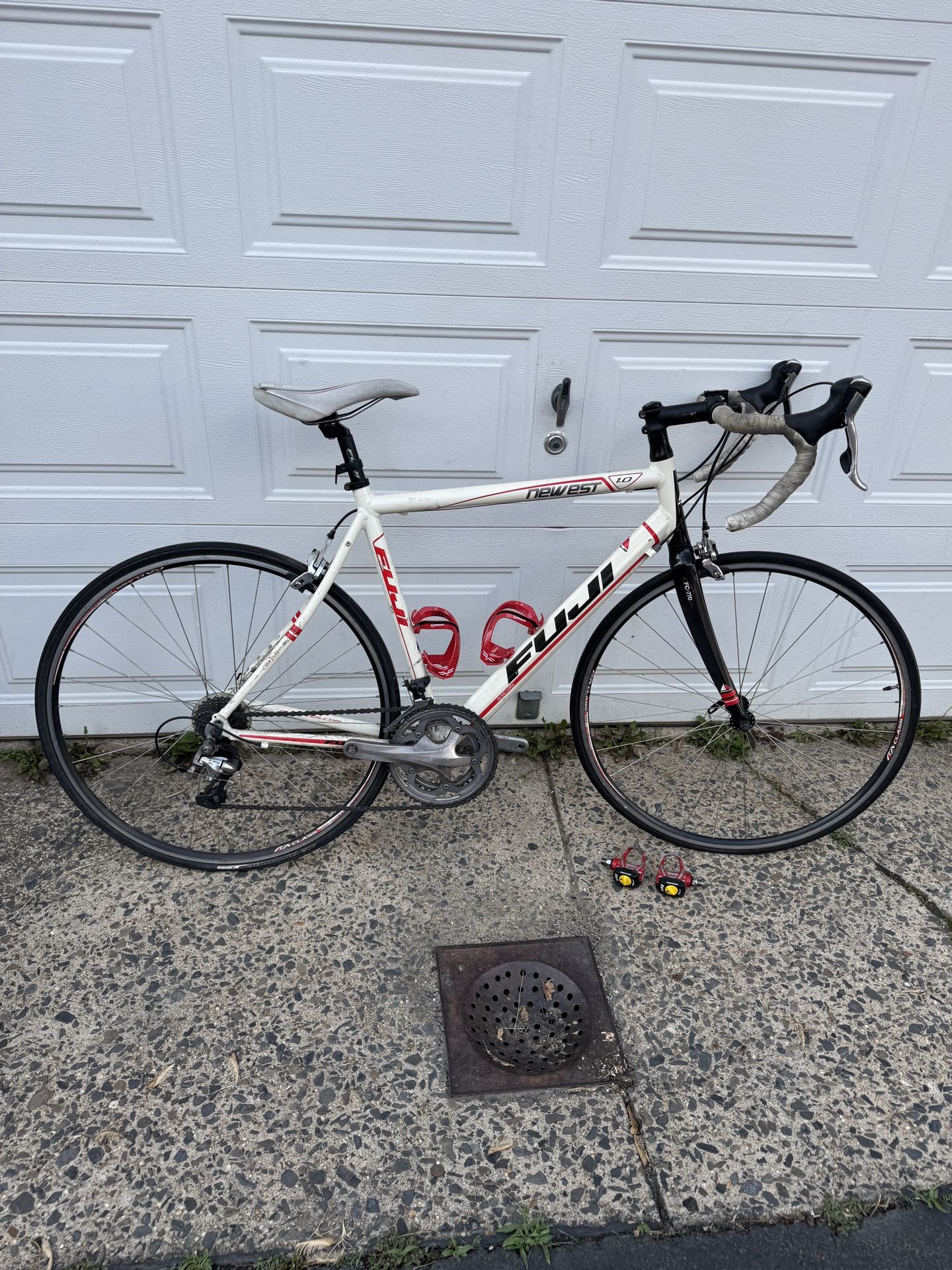 54cm Fuji Newest 1 aluminum road bike