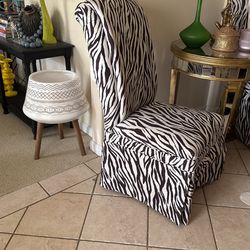 Zebra Print Parson Accent Chair • Excellent