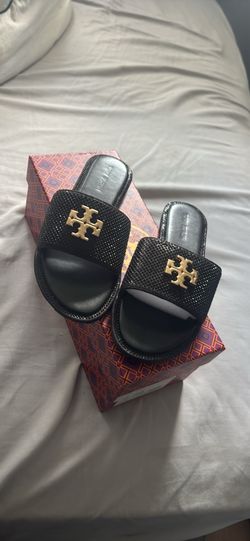 New Tory Burch Sandals Size 5 1/2