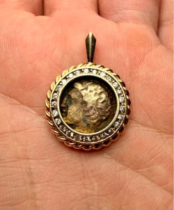 14K Gold Pendant with Philip II Coin & Moissanite – 10.93g