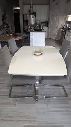 Used Dining table set