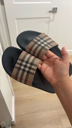Burberry Women Slides
