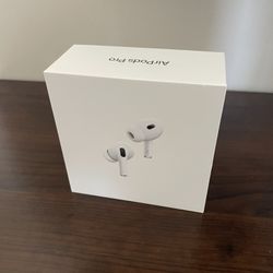 AirPods Pro 2nd Generation with MagSafe Wireless Charging Case
