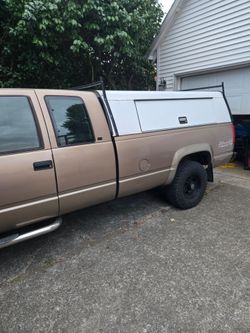 Truck canopy
