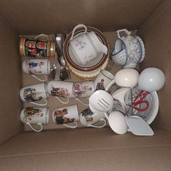 bundle plates and cups from Germany and Japan