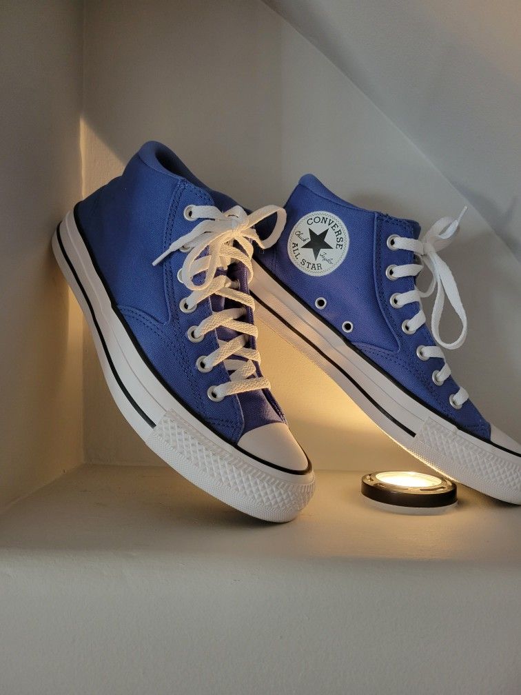 Converse Chuck Taylor Mid