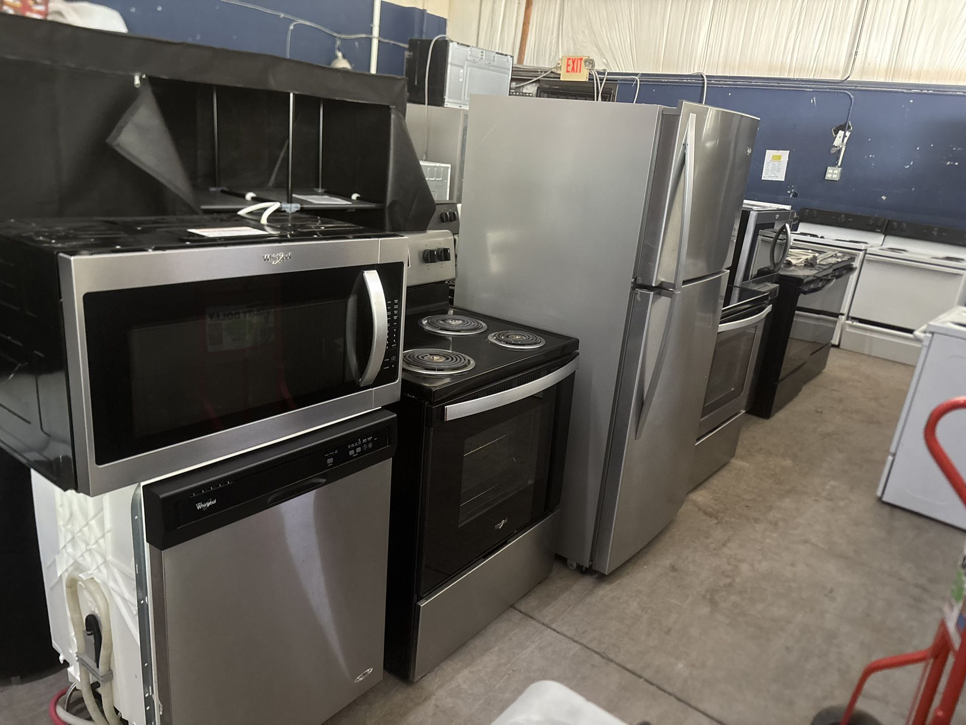 Free Stainless Steel Microwave When You Buy A Fridge