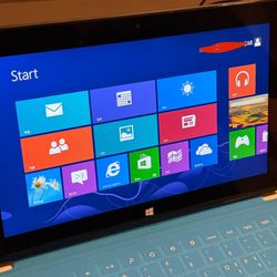 Microsoft Surface RT 64GB Laptop Pad
