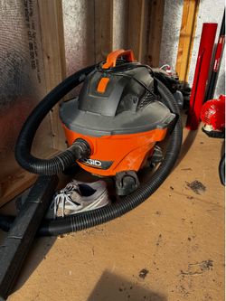 Ridged Shop vacuum