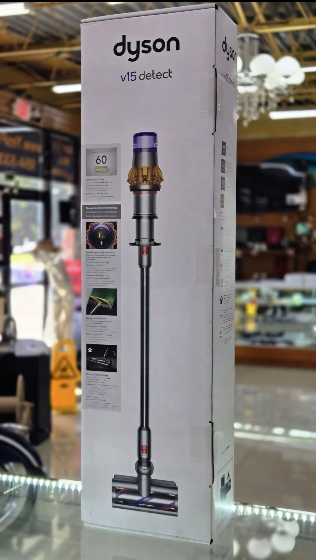 Dyson V15 Detect Vacuum — Laser Cleaner, Powerful Suction, Brand New! 💨