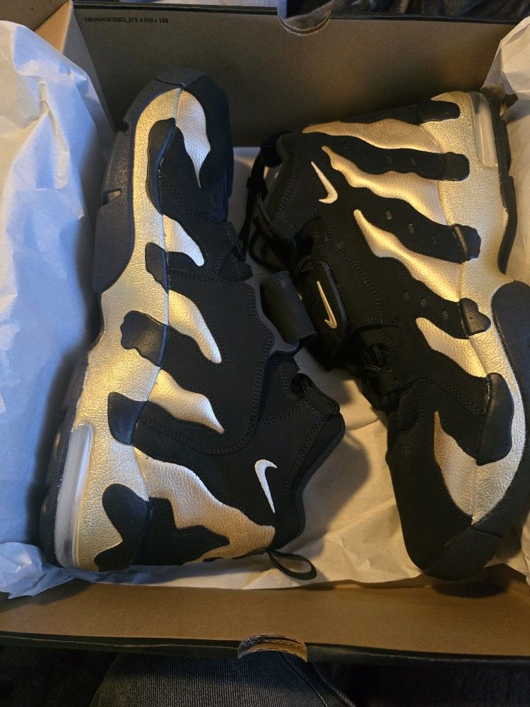 Nike Air Jordan Dt Max 96 Deion Sanders Gold And Blacm