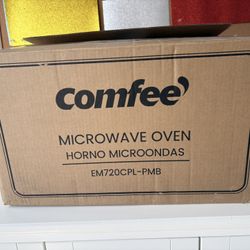 Comfee Microwave – Like New – Works Perfect – Pickup Today