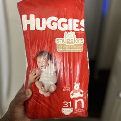 Huggies Snugglers 