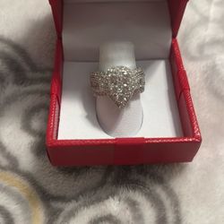 10k White Gold Diamond Ring Size 6