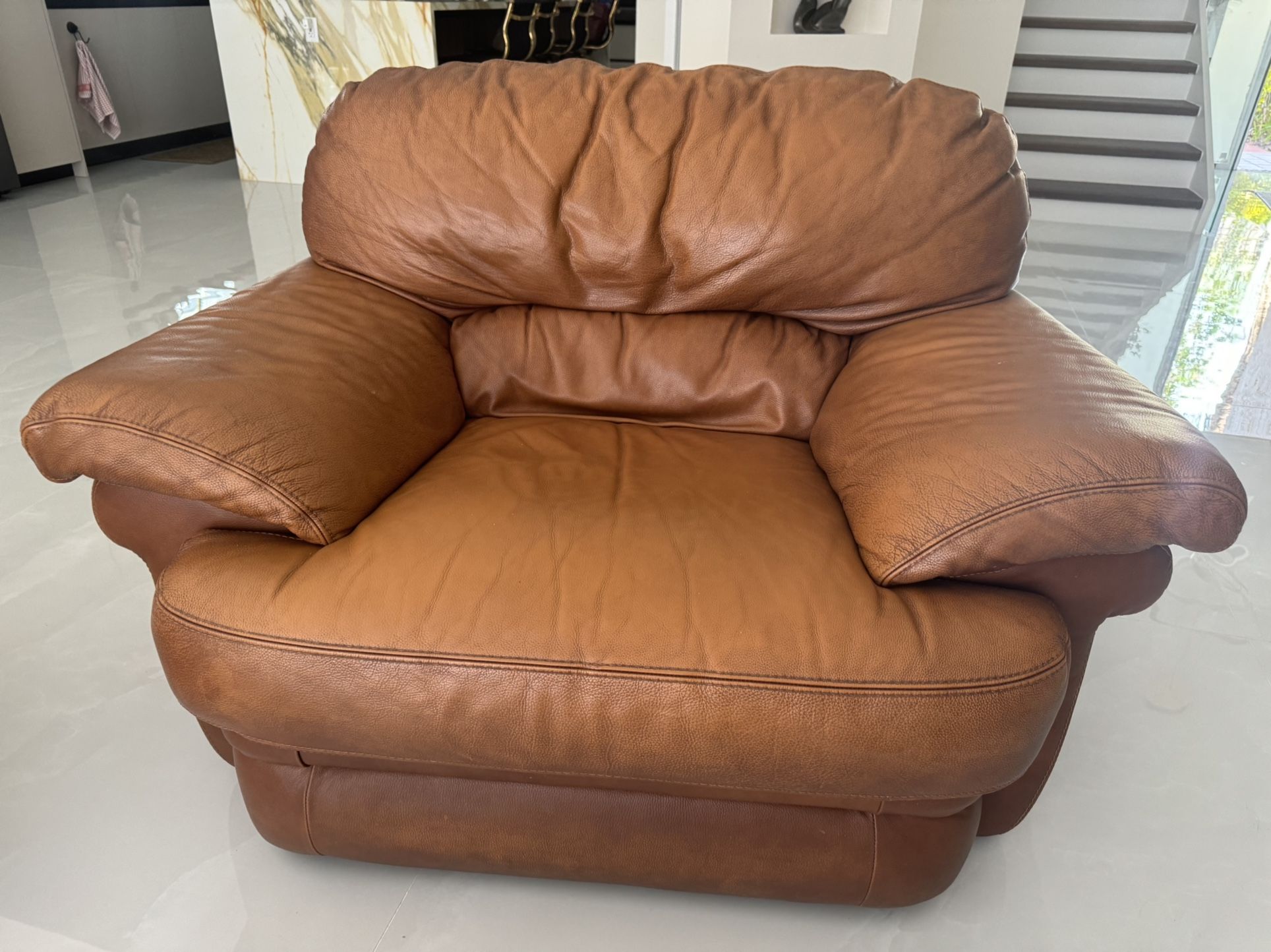 Single Leather Sofa