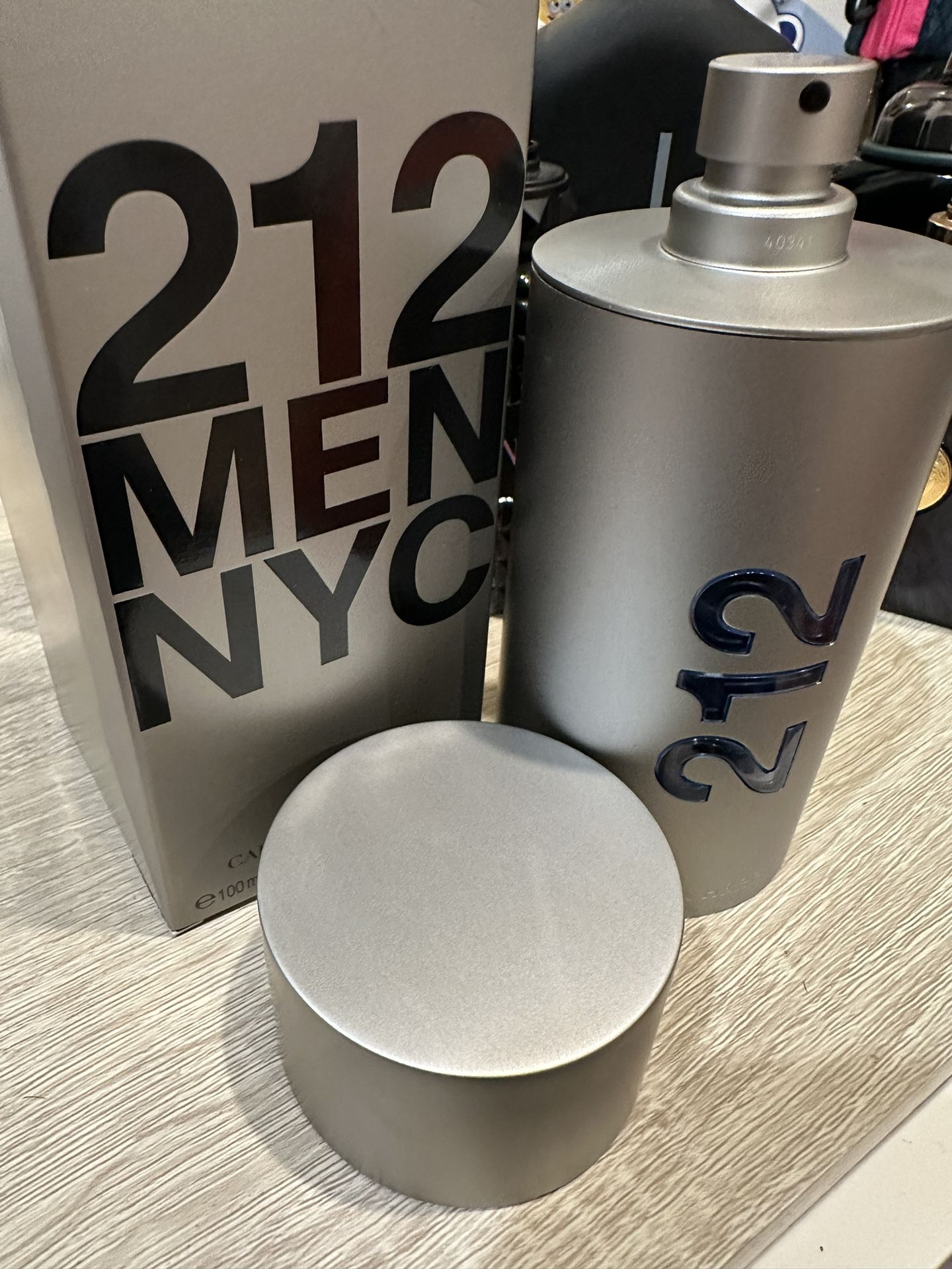Carolina Herrera 212 NYC MEN 