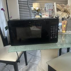 Brand new Microwave