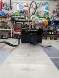 Rolleiflex SL35 ME 35mm Film Camera