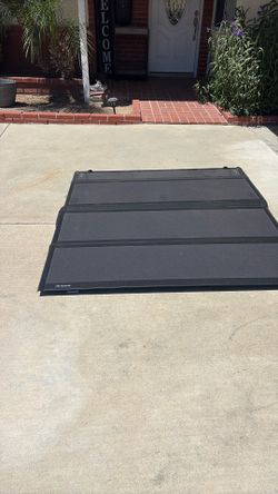2025 tundra bed cover