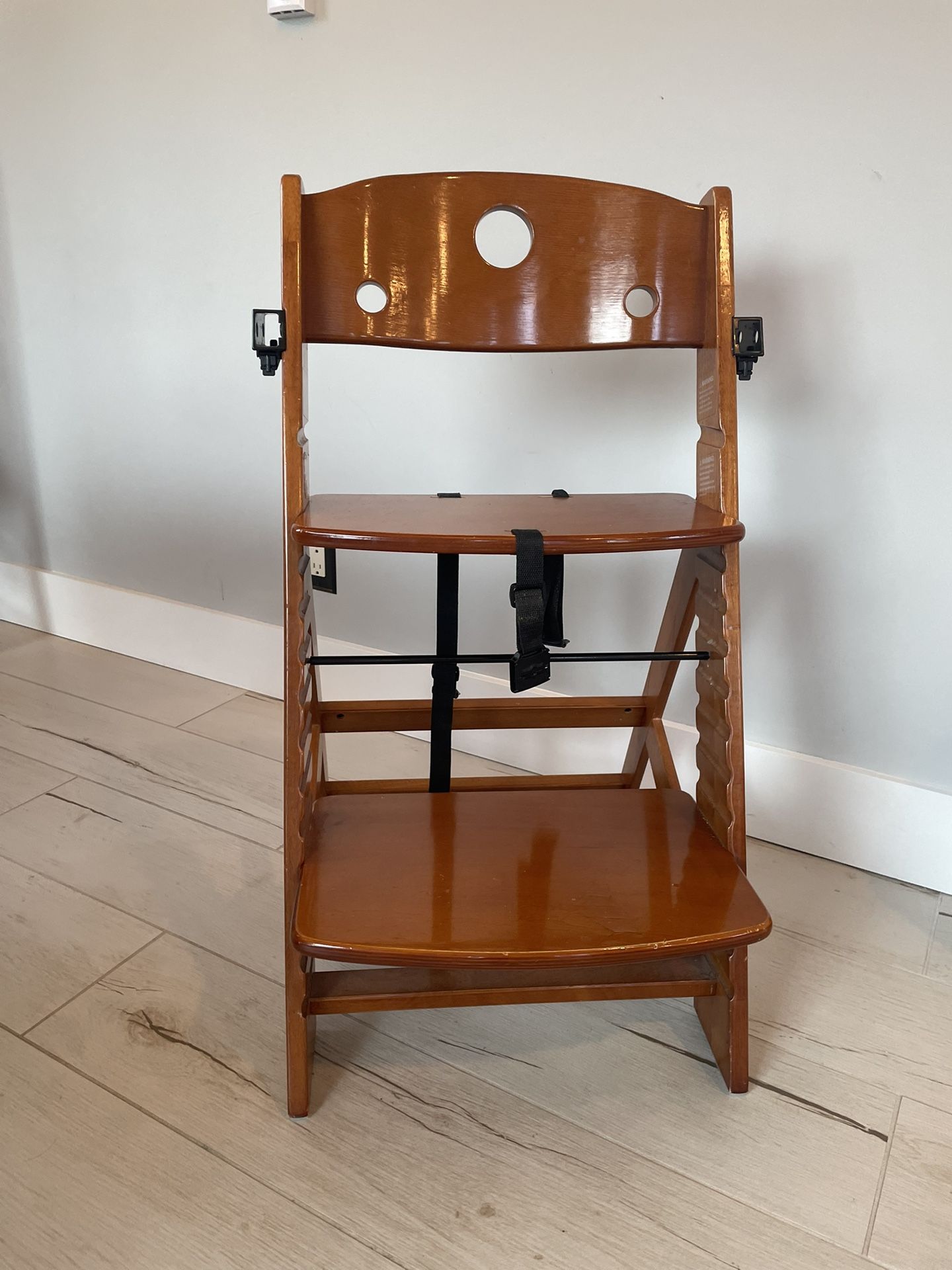 Keekaroo High Chair With Infant Insert